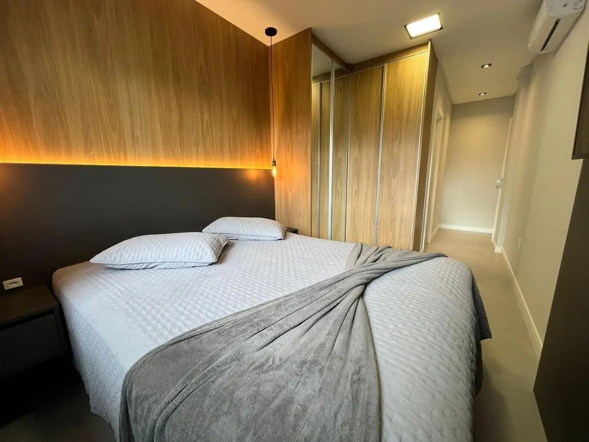 155 - Apartamento Alto Padrao Na Praia De Canto Grande Bombinhas
